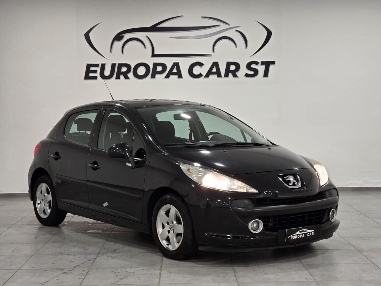 Peugeot 207 1.4 VTi 95CV 5p. XS