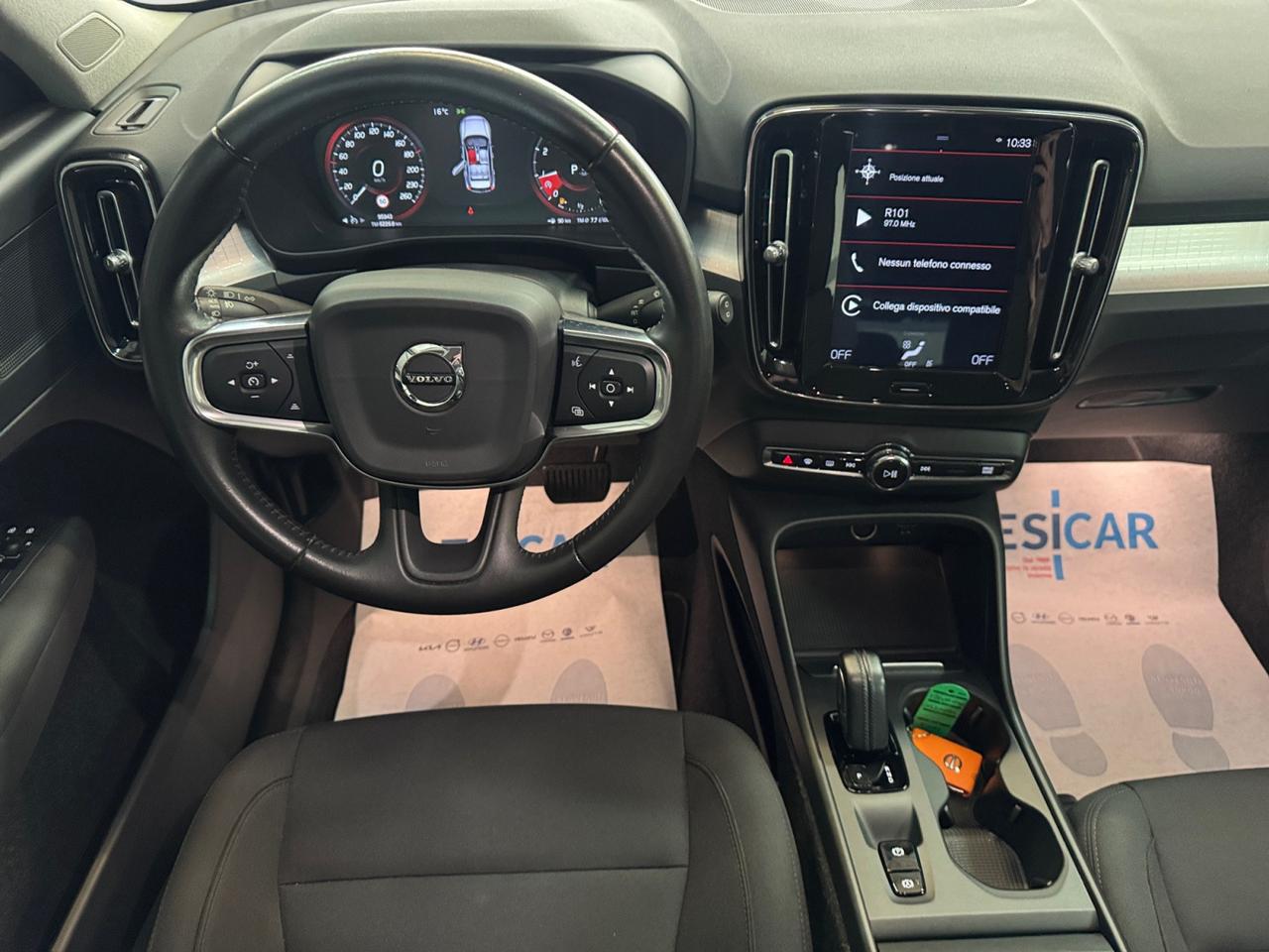 VOLVO XC40 1.5 t2 Momentum Pro auto