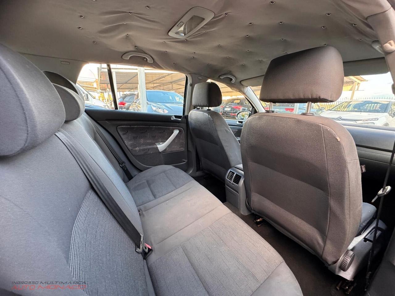 Volkswagen Golf 2.0 16V TDI 4mot. 5p. Sportline