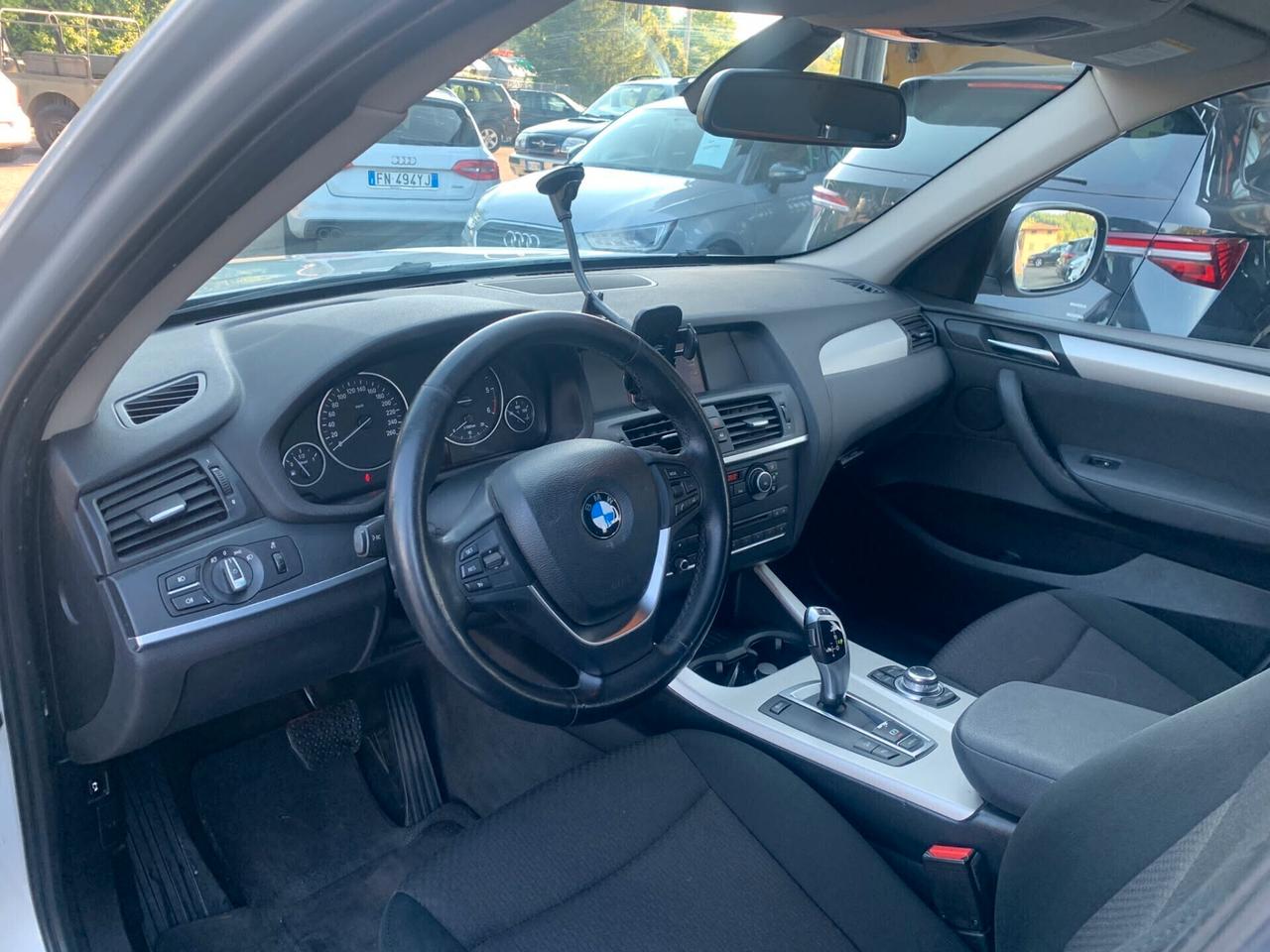 Bmw X3 tdi 4x4 , autamatico, tagliandato regolarmente 2012 197000 km , accessoriata.