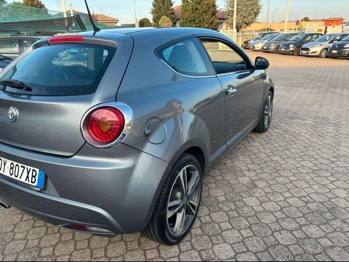 Alfa Romeo MiTo 1.4 T 120 CV GPL Distinctive Sport Pack