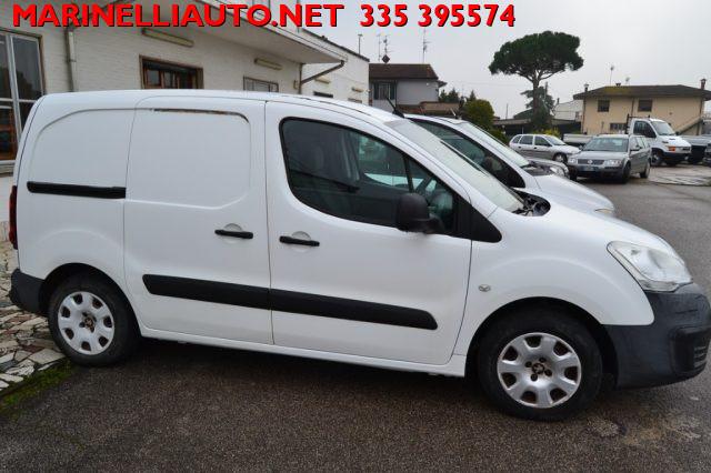 PEUGEOT Partner BlueHDi 100CV FURGONE 3 POSTI NON C'E' IVA DA AGG.