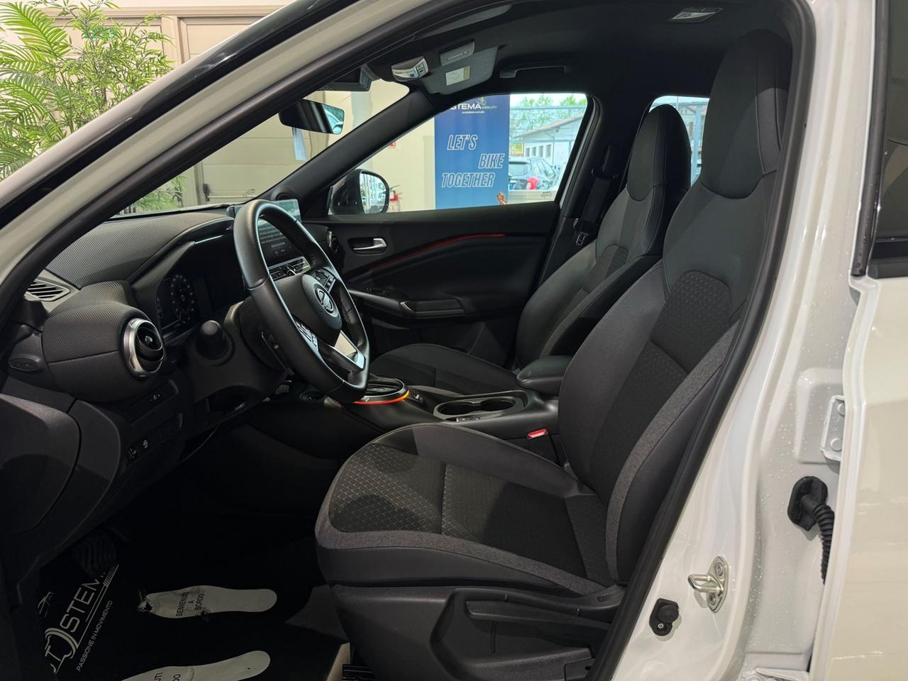 NISSAN Juke II 2024 1.0 dig-t N-Connecta 114cv dct - COME NUOVA!