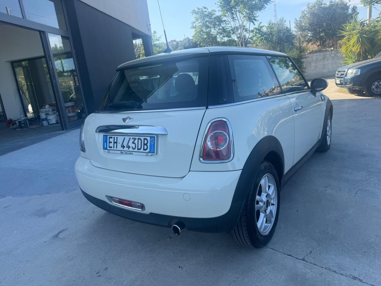 Mini 1.6 16V One (55kW)
