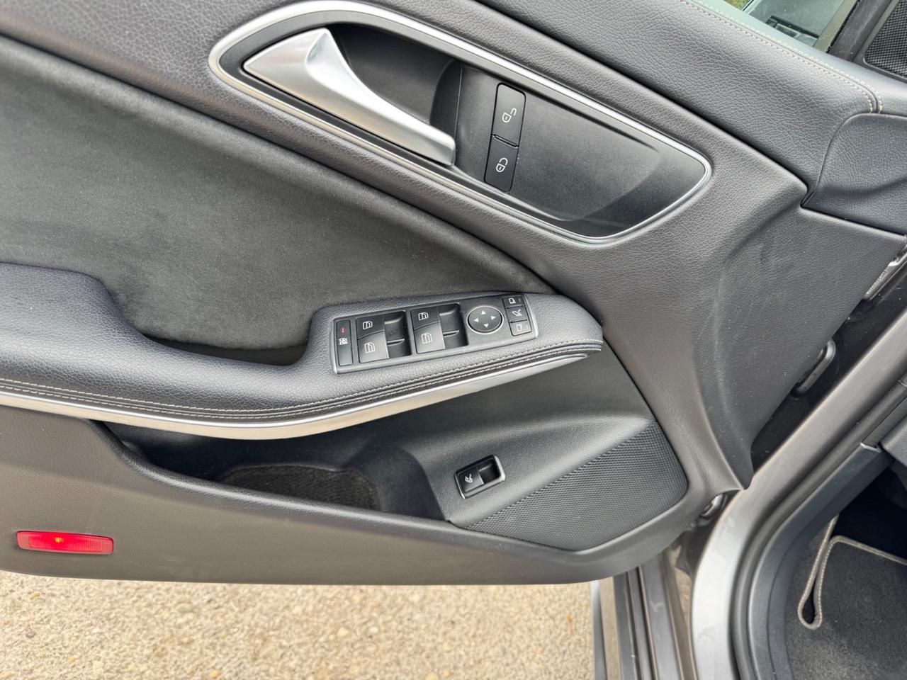 Mercedes-benz CLA 220 d Automatic Premium