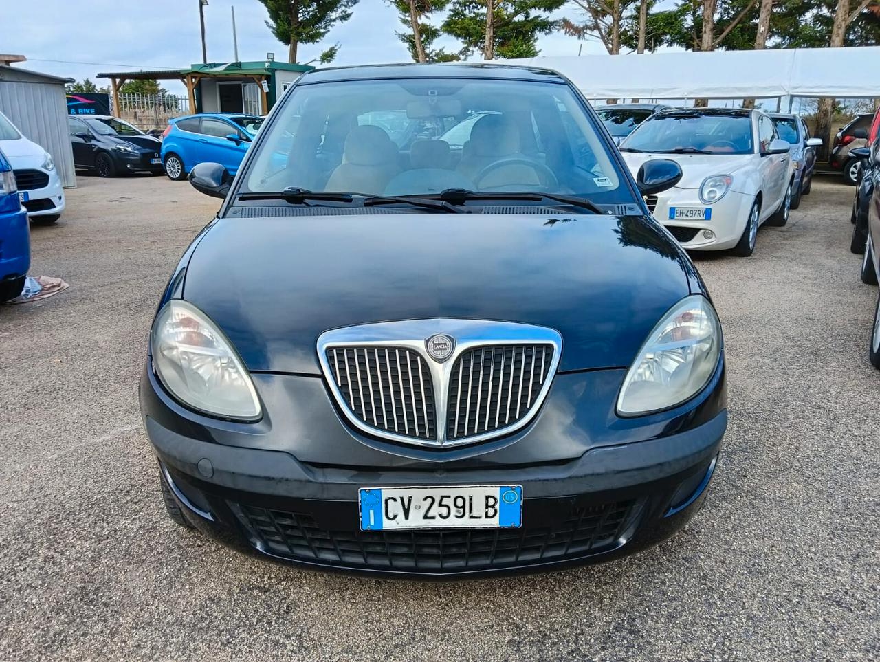 Lancia Ypsilon 1.3 Multijet Oro km119000