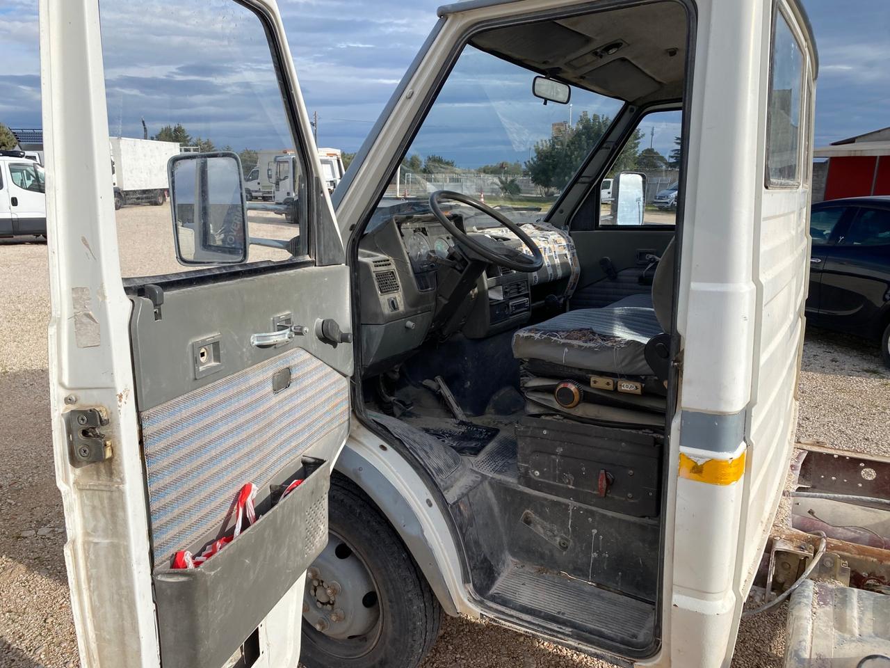 Iveco Daily 49-12 Si Vende Per Passaggio O Ricambi
