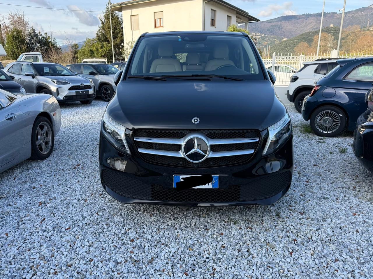 Mercedes-benz V 300 d Automatic 4Matic Premium Extralong