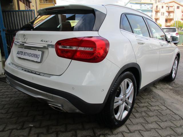 MERCEDES-BENZ GLA 200 d Automatic 4Matic Sport