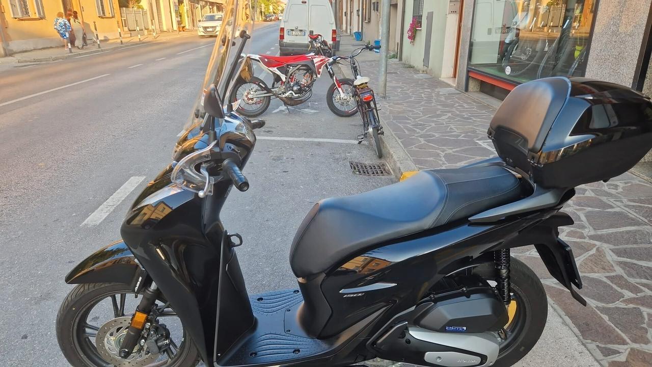Honda SH 150 NERO 07/2025