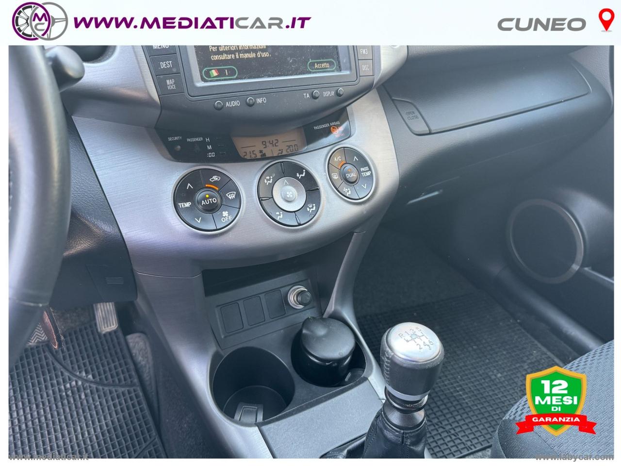 TOYOTA RAV4 2.2 D-4D 136 CV DPF Luxury