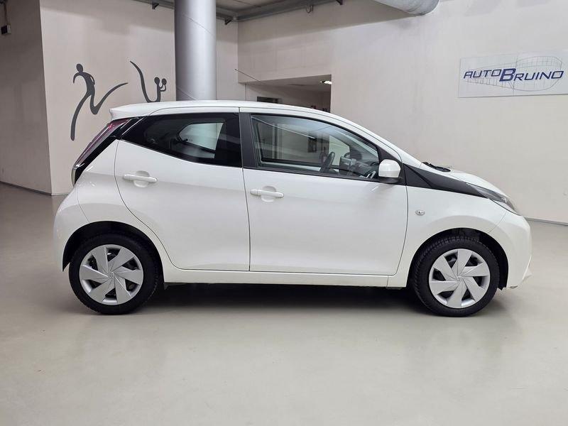 Toyota Aygo 1.0 VVT-i x-play