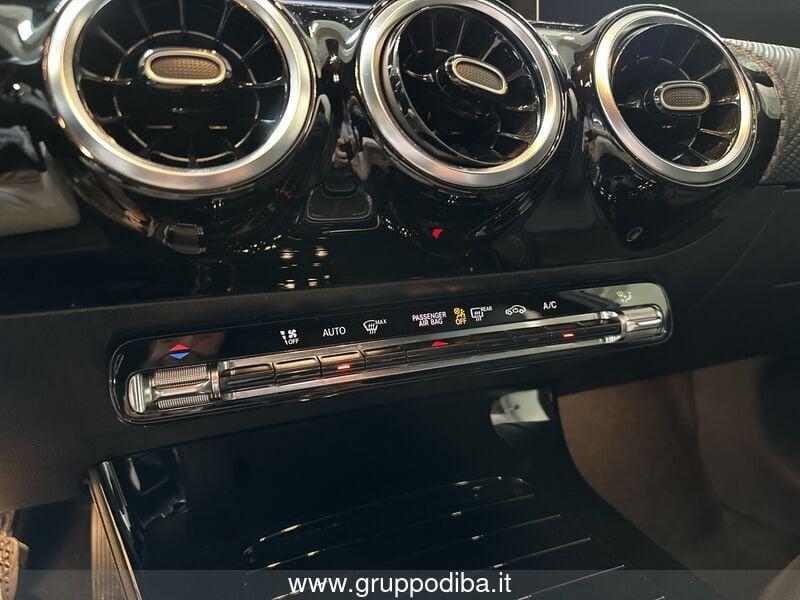 Mercedes-Benz Classe A - W177 2018 Diesel A 180 d Business auto