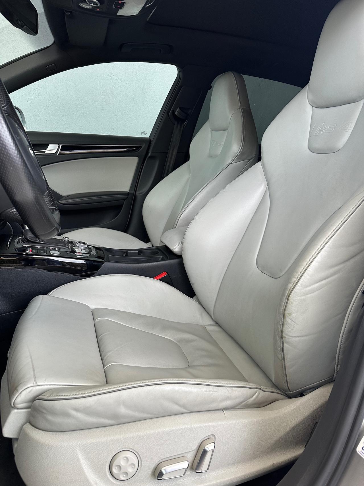 Audi RS4 Avant 4.2 fsi quattro s-tronic