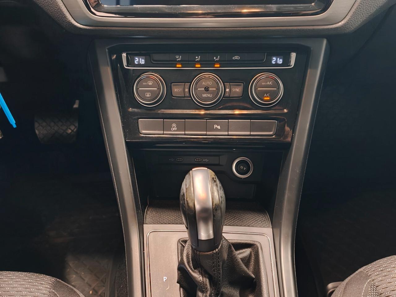 Volkswagen Touran 2.0 TDI 150 CV SCR DSG Executive BlueMotion Tech.