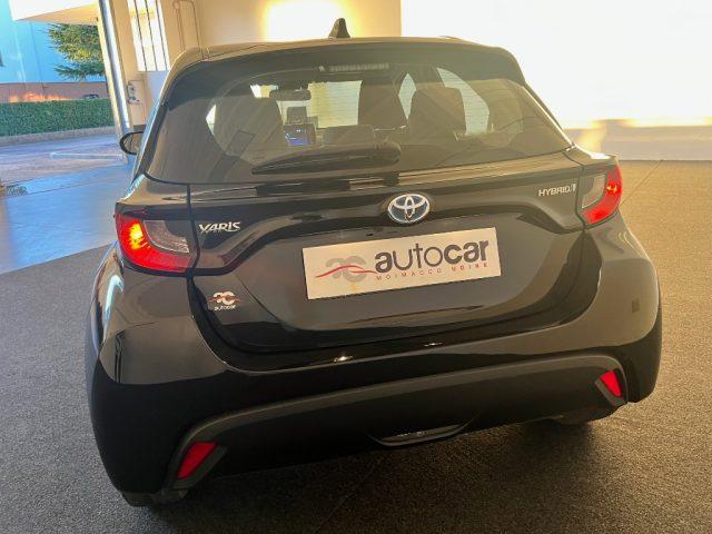 TOYOTA Yaris 1.5 Hybrid 5 porte Business