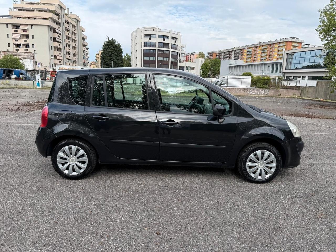 Renault Modus Grand 1.2 16V Live