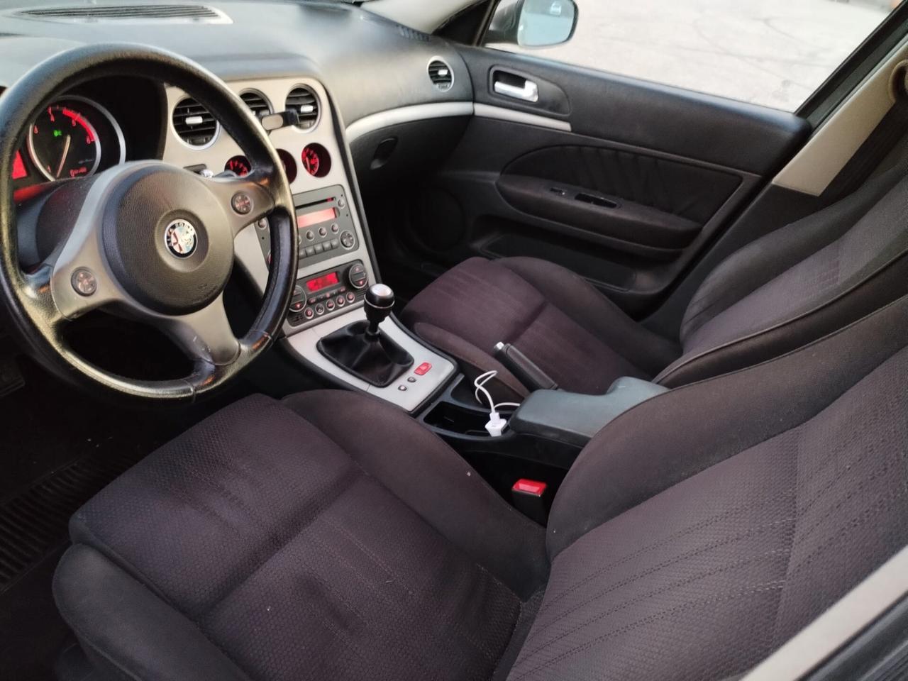 Alfa Romeo 159 1.9 JTDm Sportwagon