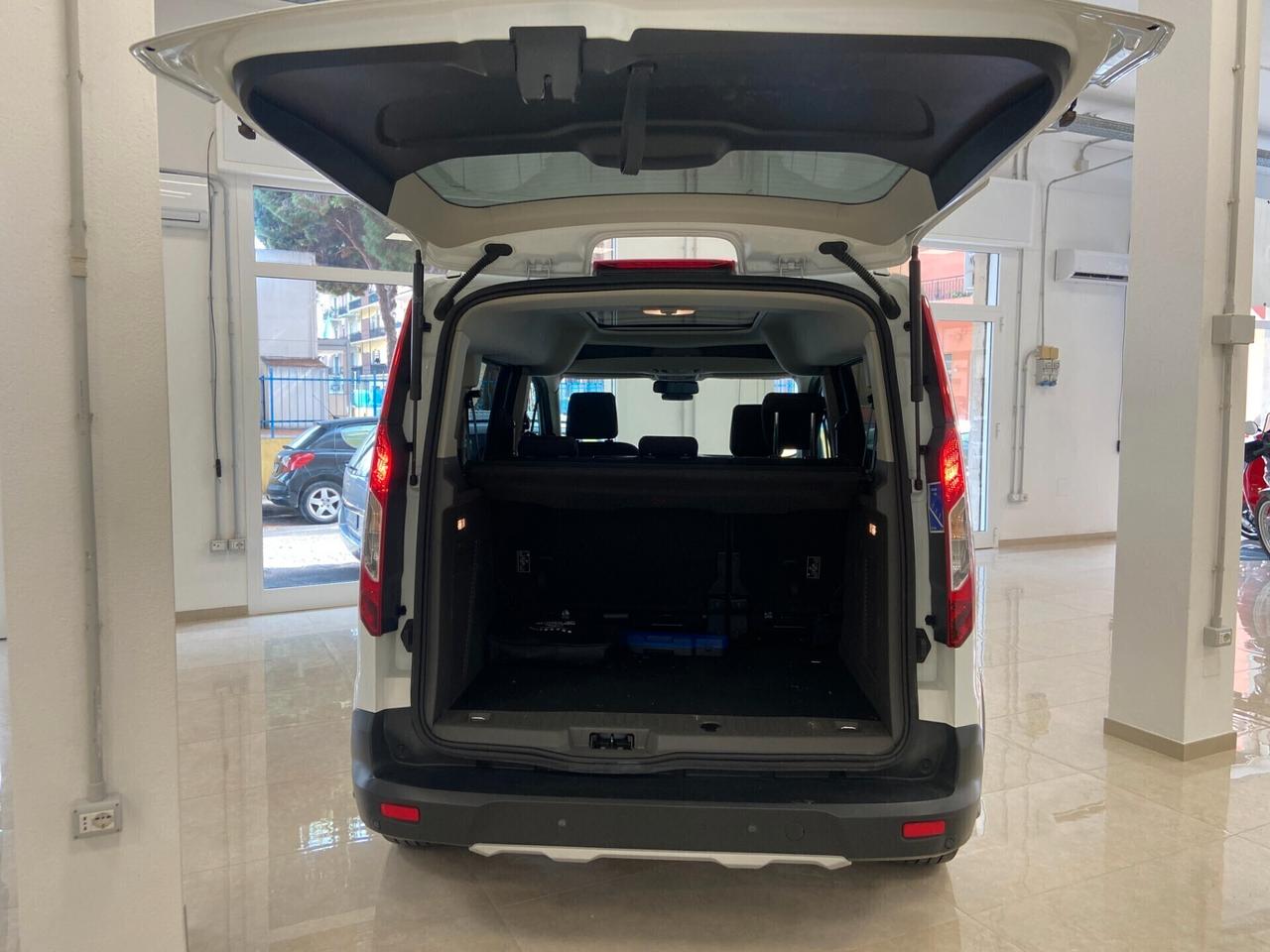 Ford Tourneo Connect Active 1.5 EcoBlue 120 CV Start & Stop