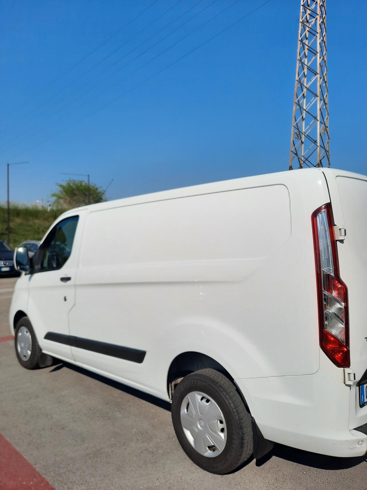 Ford Transit Custom 320 2.0 EcoBlue Hybrid 130 PC PR.IVATO Furgone Trend