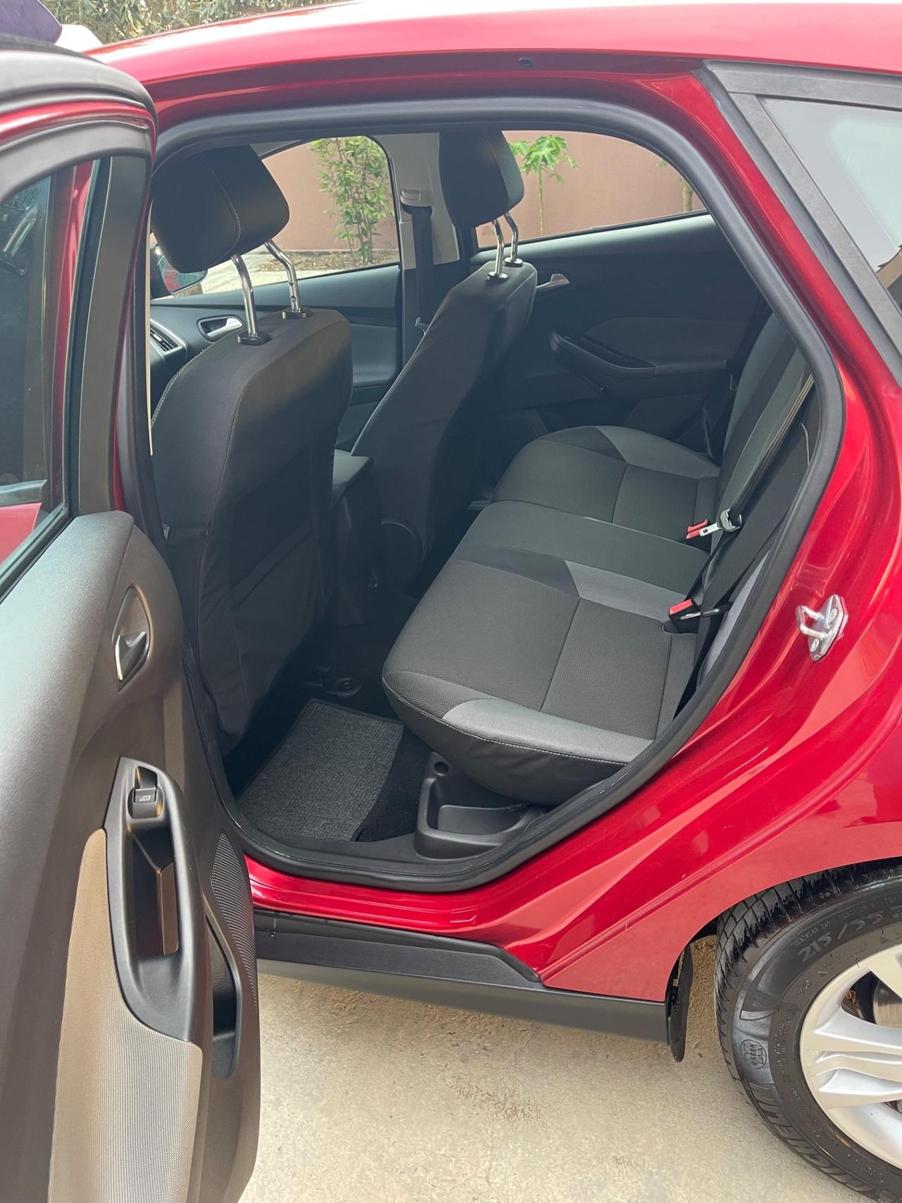 Ford Focus 1.6 TDCi 95 CV Titanium