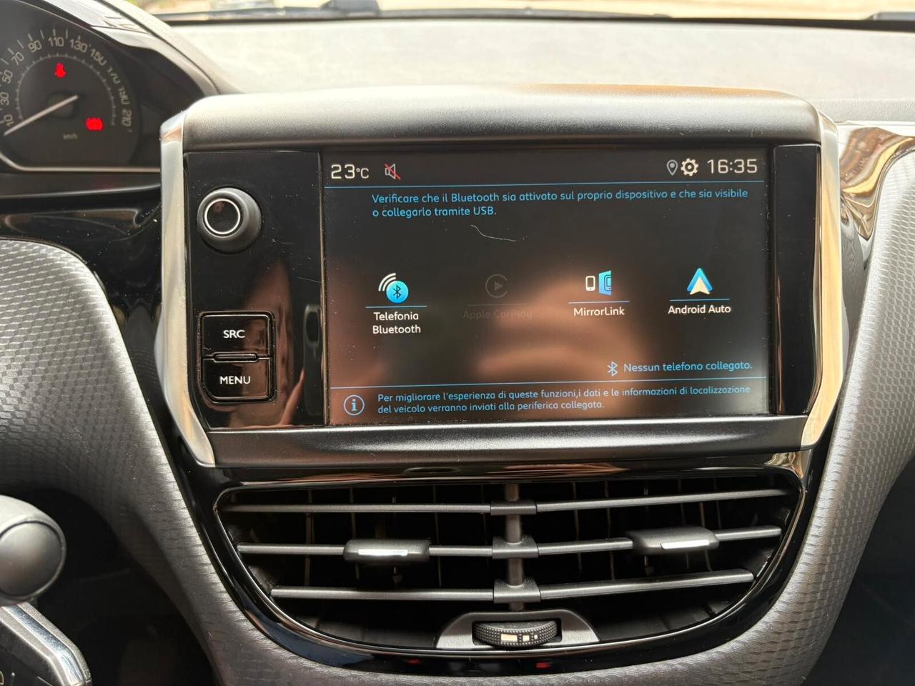 Peugeot 208 PureTech 82 Stop&Start 5 porte Signature