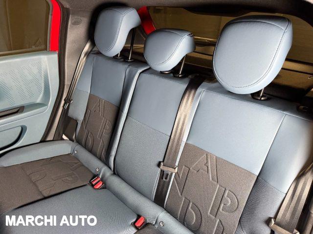 FIAT Grande Panda 44kWh Red