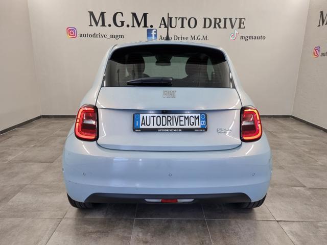 FIAT 500e 42 kWh La Prima