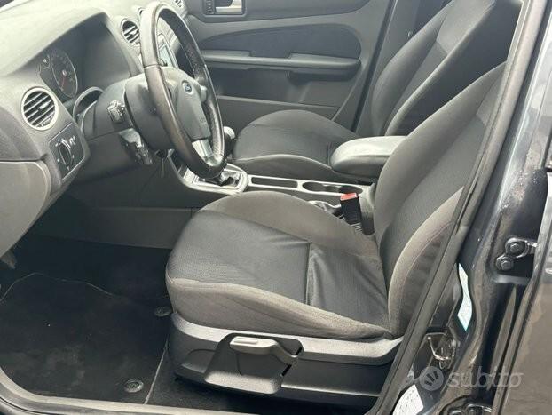 Ford Focus CC Focus C-Max 1.8 TDCi (115CV) Ghia