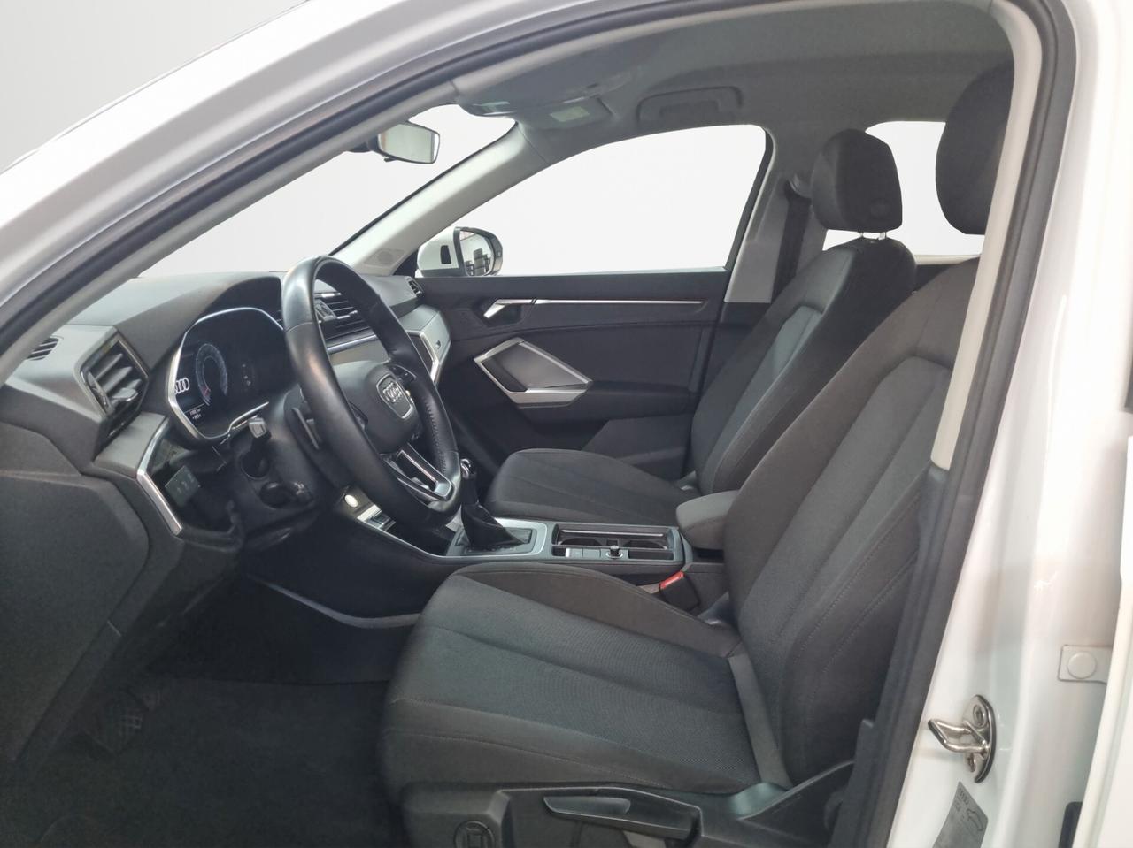 Audi Q3 35 TFSI S tronic Business Advanced