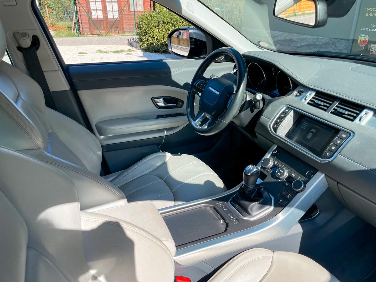Land Rover Range Evoque 2.0 TD4 150 CV 5p. Pure