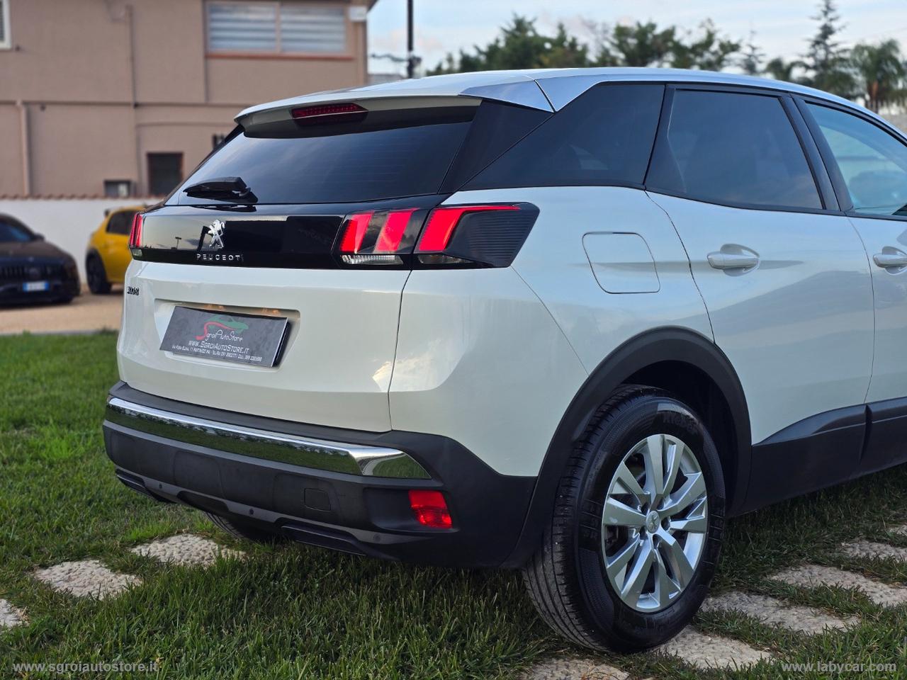 PEUGEOT 3008 BlueHDi 130 S&S EAT8 Business