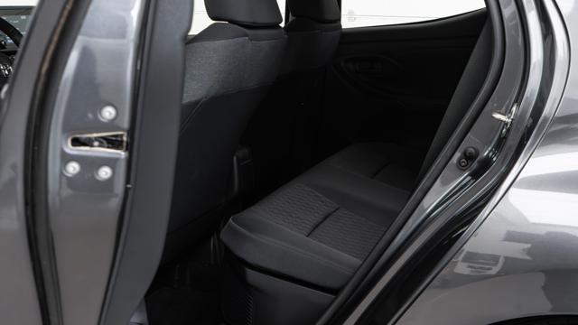 TOYOTA Yaris 1.5 Hybrid IVA ESPOSTA NEOPATENTATI