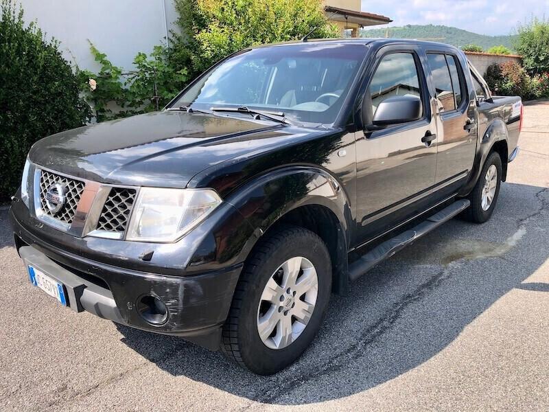 Nissan Navara 2.5 dCi 4 porte 174cv 4X4