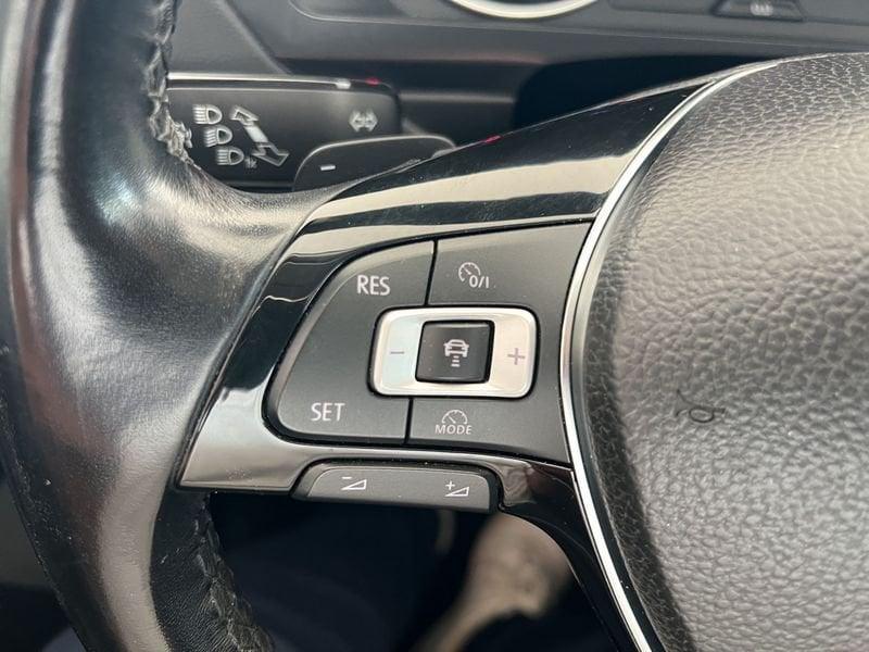 Volkswagen Tiguan Tiguan 2.0 TDI SCR DSG Business BlueMotion Technology