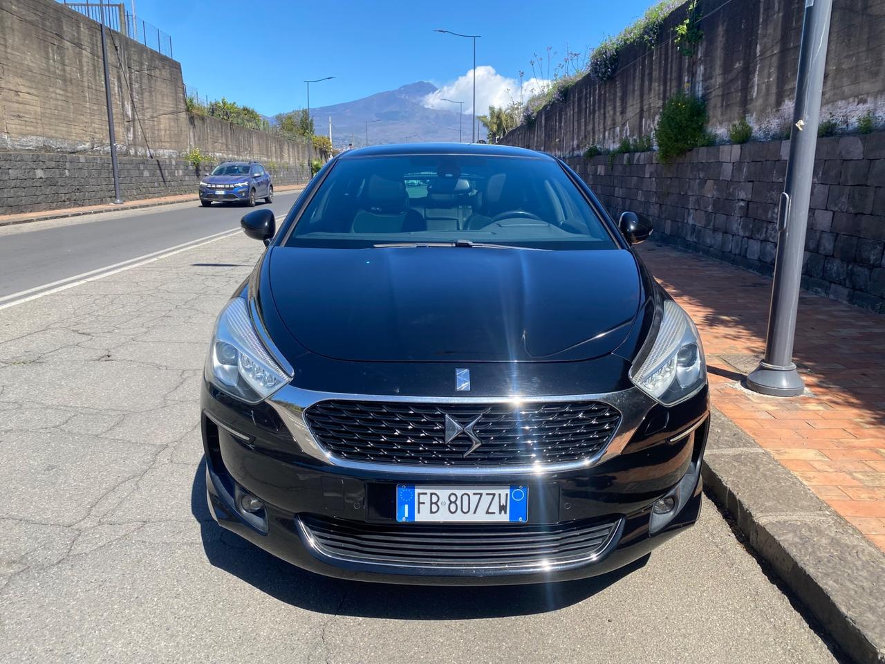 Ds DS5 DS 5 BlueHDi 180 S&S EAT6 Chic
