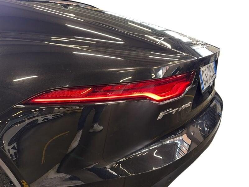 Jaguar F-Type 2.0 i4 300cv Black Edition auto coupé