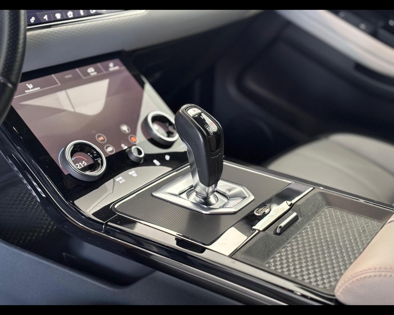 LAND ROVER EVOQUE 2.0d HSE AWD AUTO R-DYNAMIC