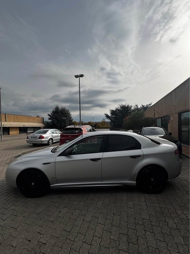 Alfa Romeo 159 1.9 JTDm 16V Distinctive