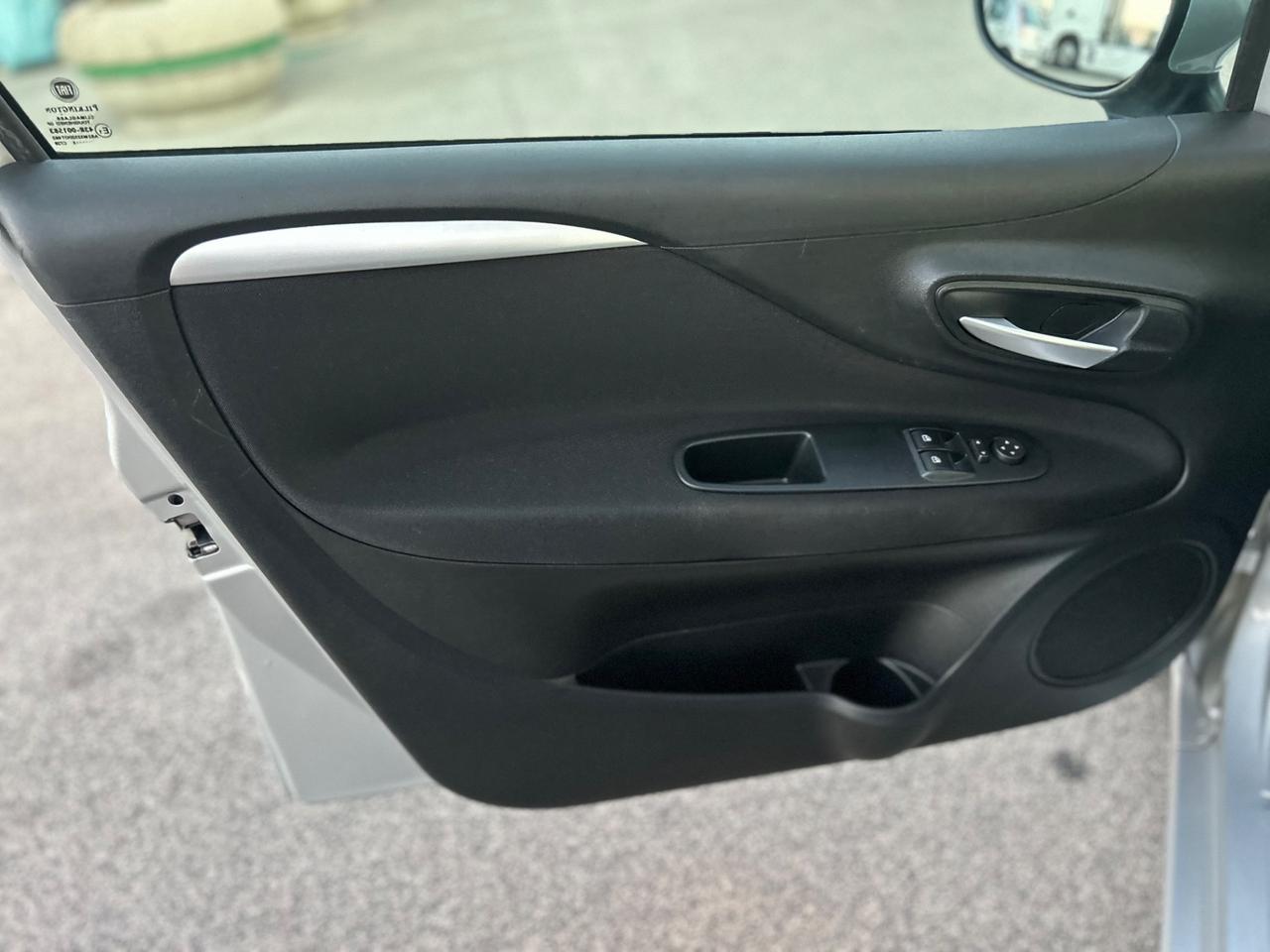 Fiat Punto 1.3 MJT II 75 CV 5 porte