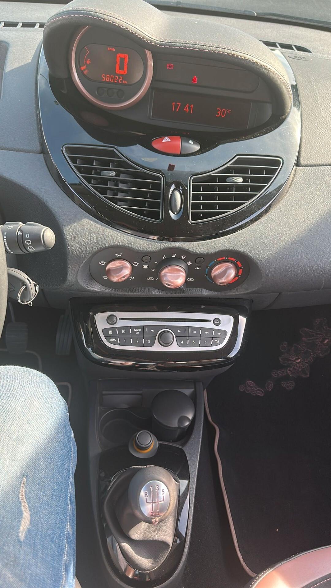 Renault Twingo 1.2 16V LEV Miss Sixty