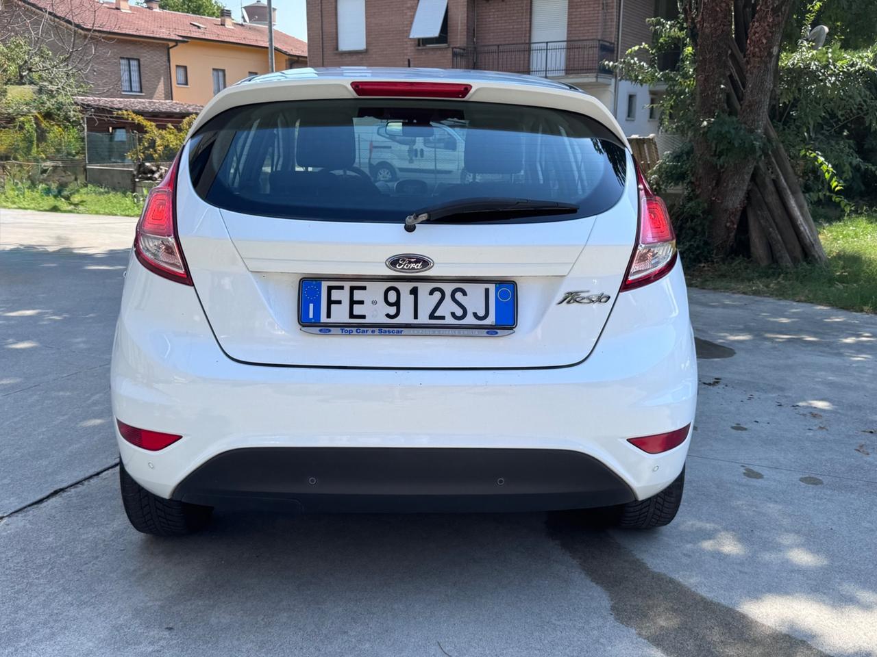 Ford Fiesta 1.4 5p. Bz.- GPL Titanium