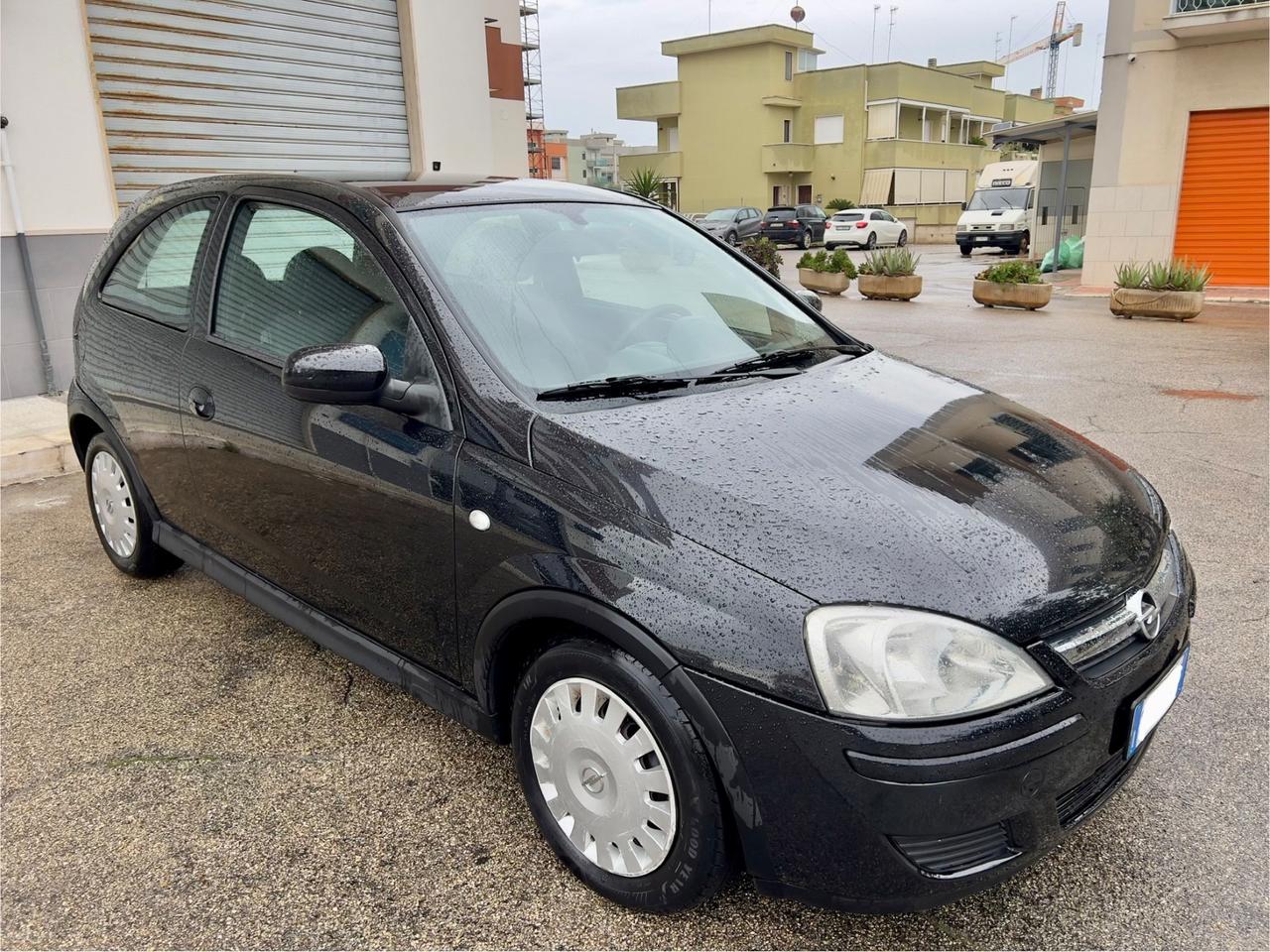 Opel Corsa 1.2i 16V cat 3 porte Club