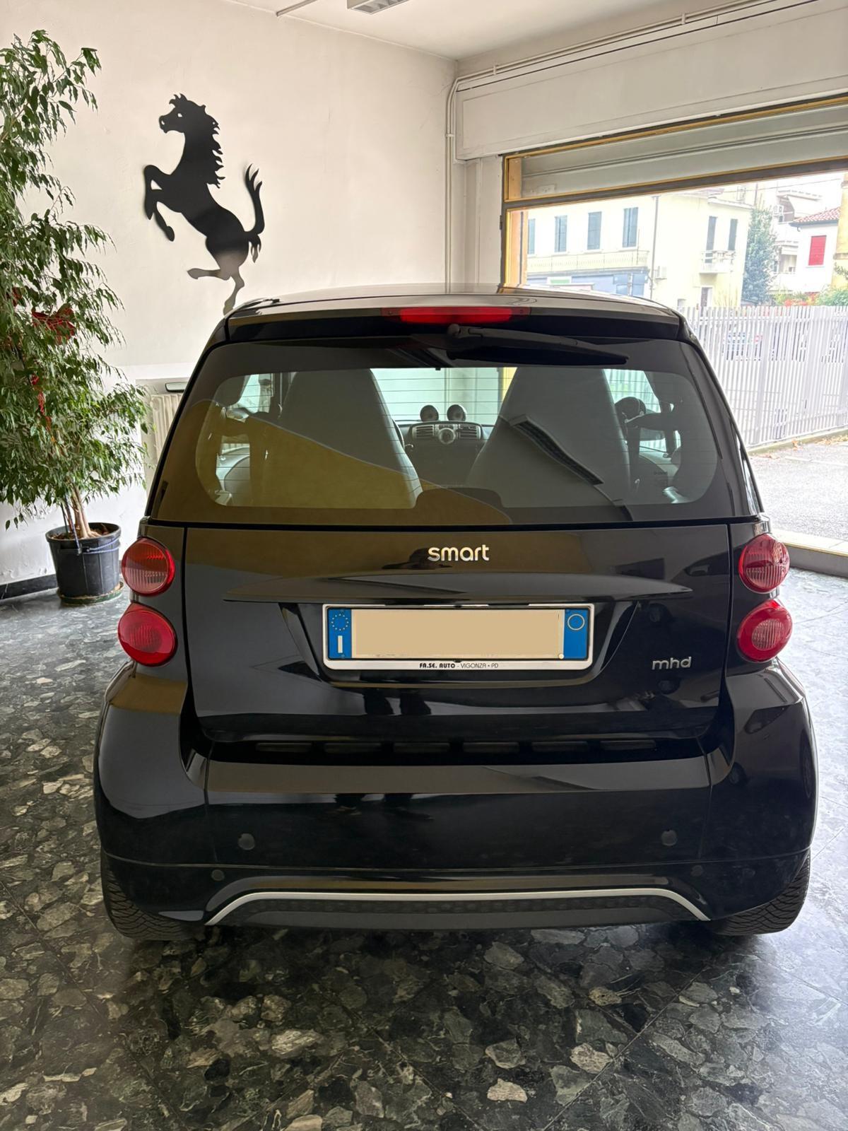 SMART ForTwo 1000 52 kW coupé passion - 2013