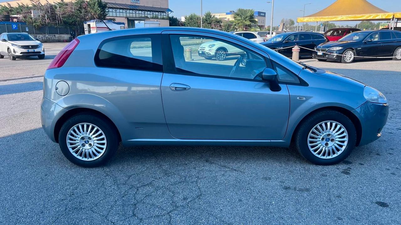 Fiat Grande Punto 1.3 MJT 90 CV 3 porte Emotion