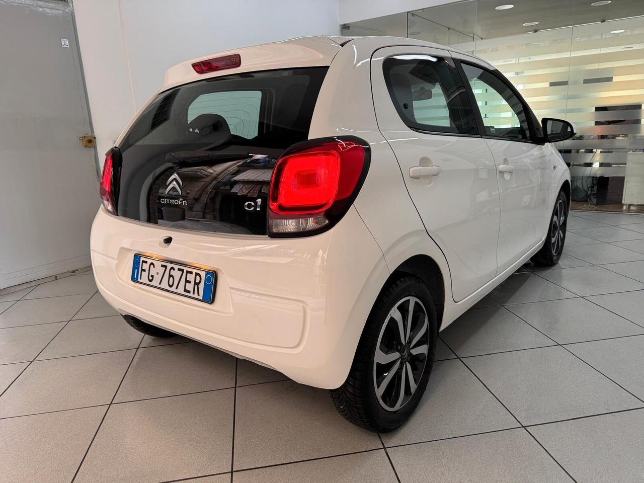 Citroen C1 1.0 Benzina 5 Porte Shine 69/CV