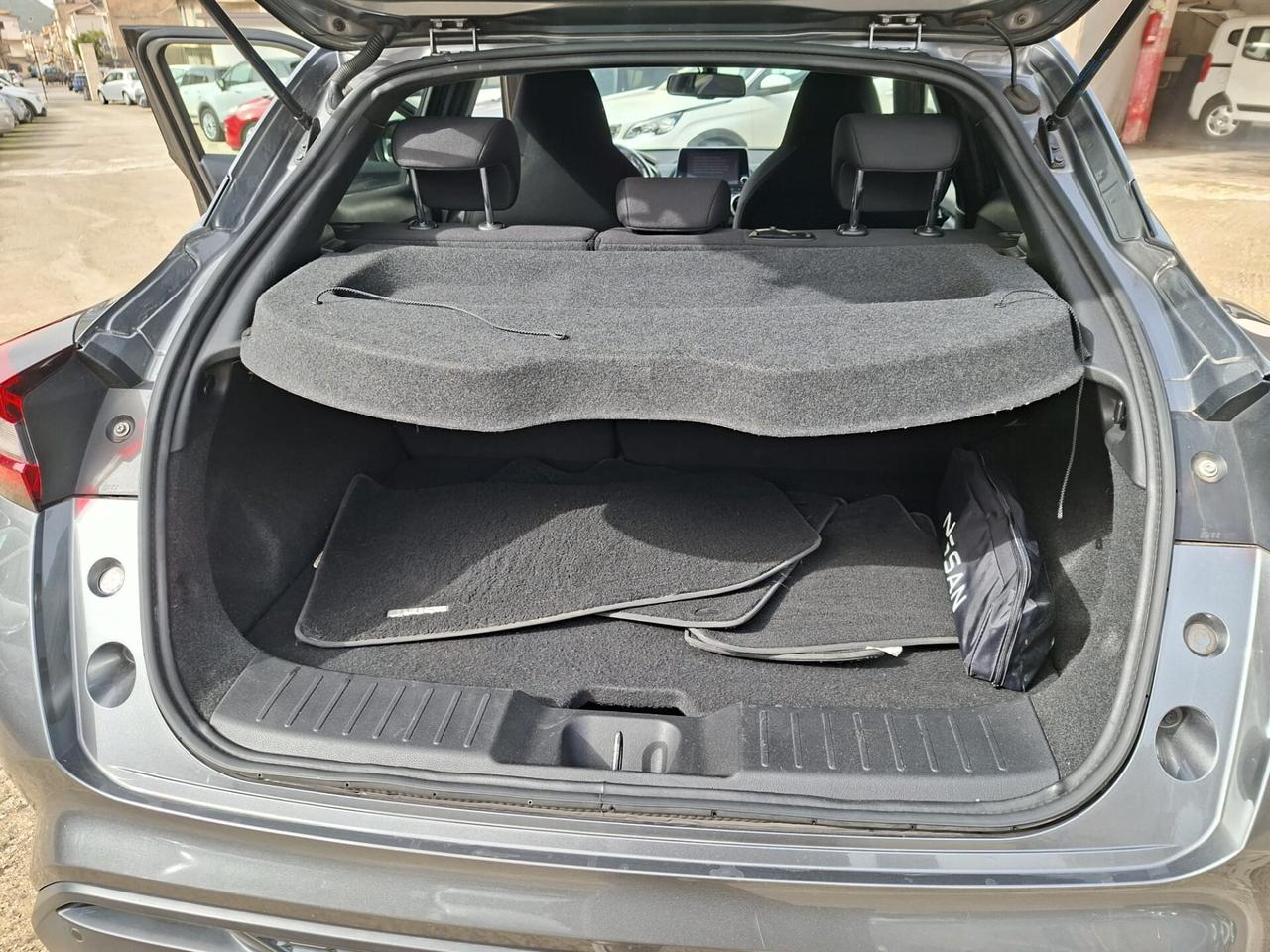 Nissan Juke 1.0 DIG-T 114 CV DCT N-Connecta