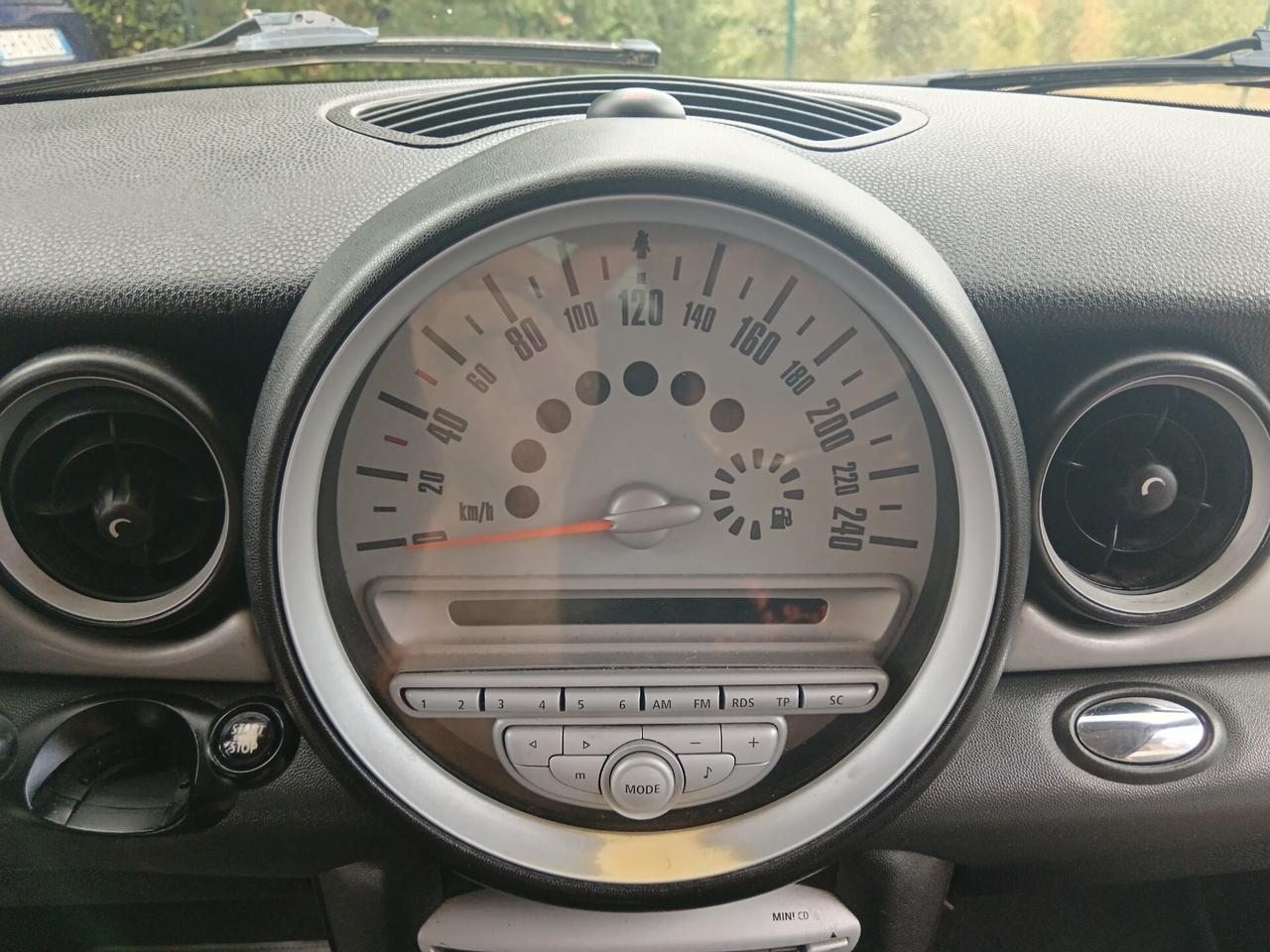 Mini 1.6 16V 109CV COOPER D - 2007