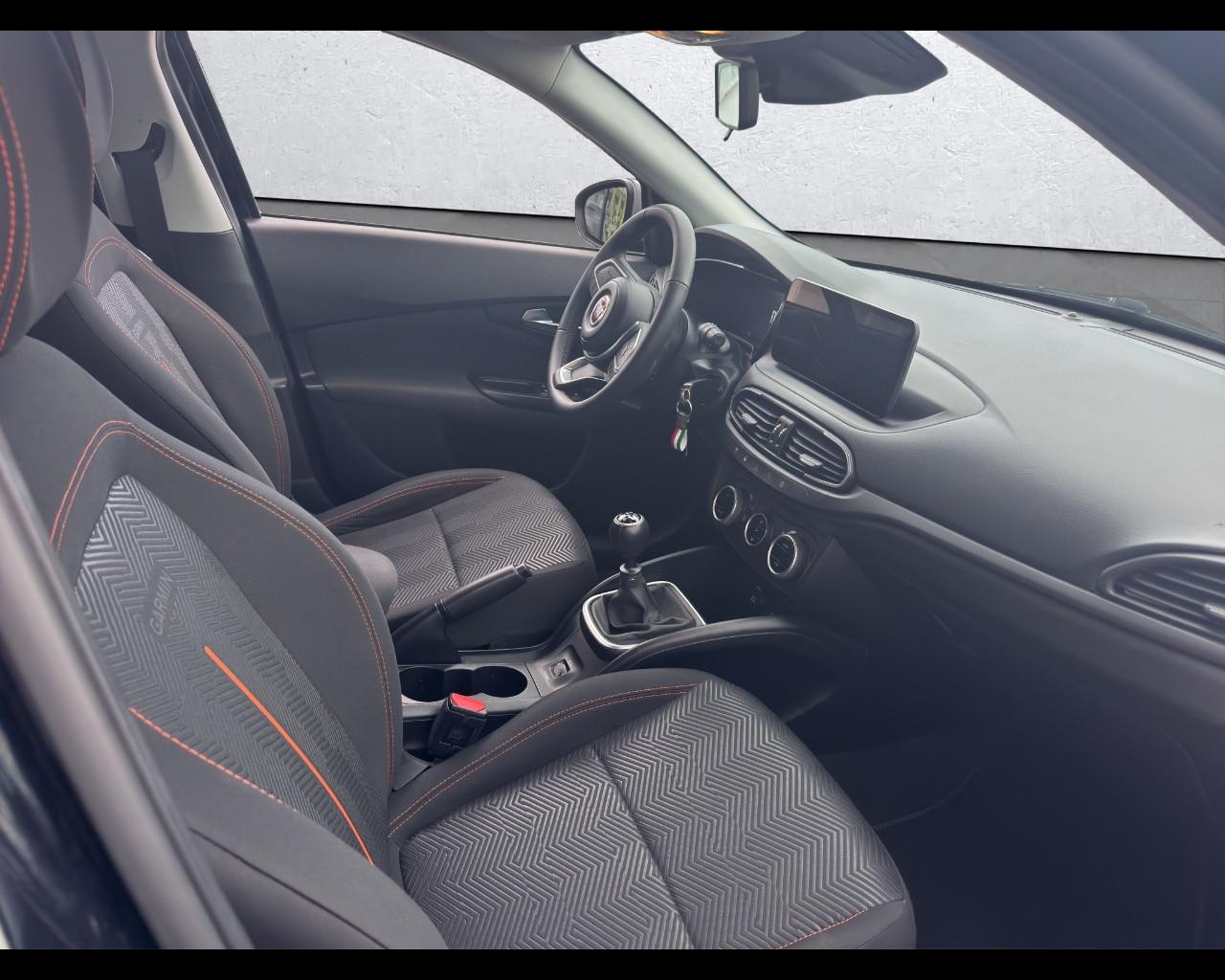FIAT Tipo Hatchback My23 1.6 130cvDs Hb Garmin