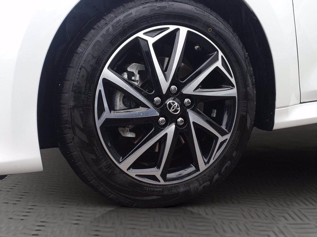 TOYOTA Yaris 1.5h style del 2022